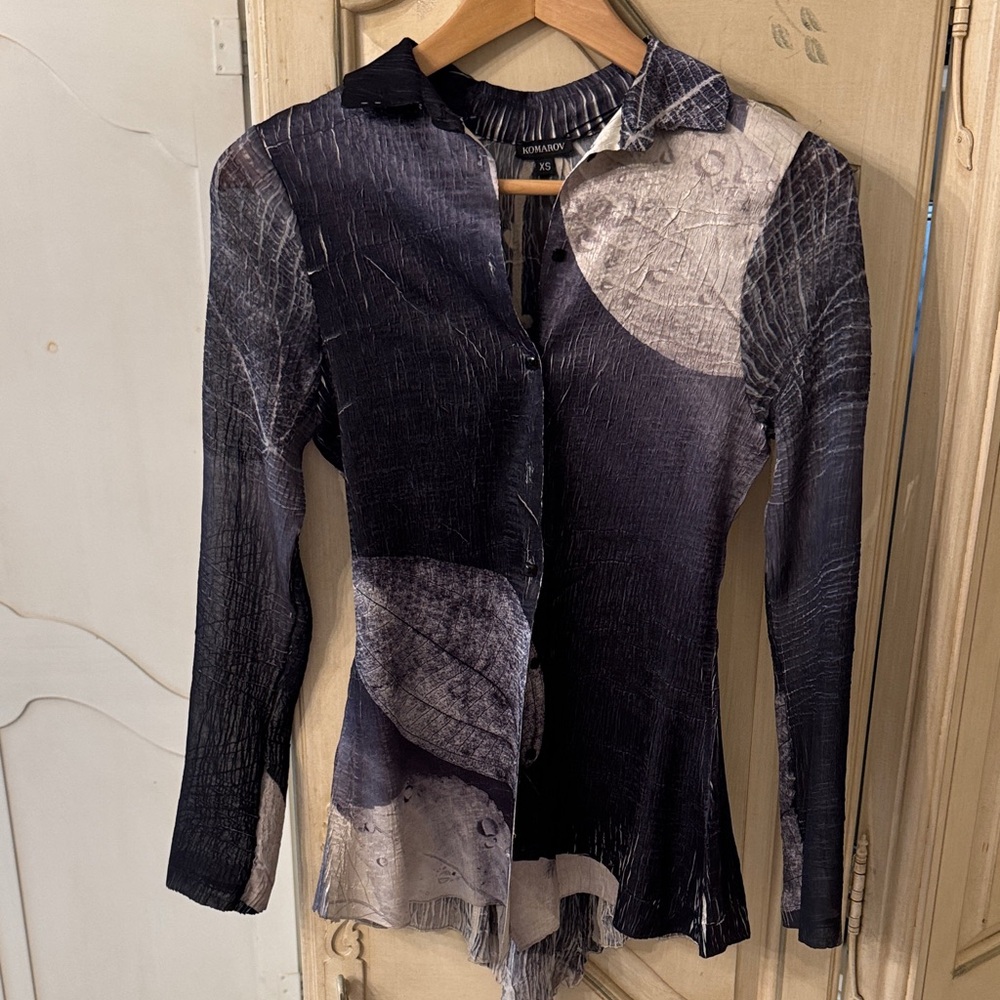 Komarov Black and Gray Button Down Shirt